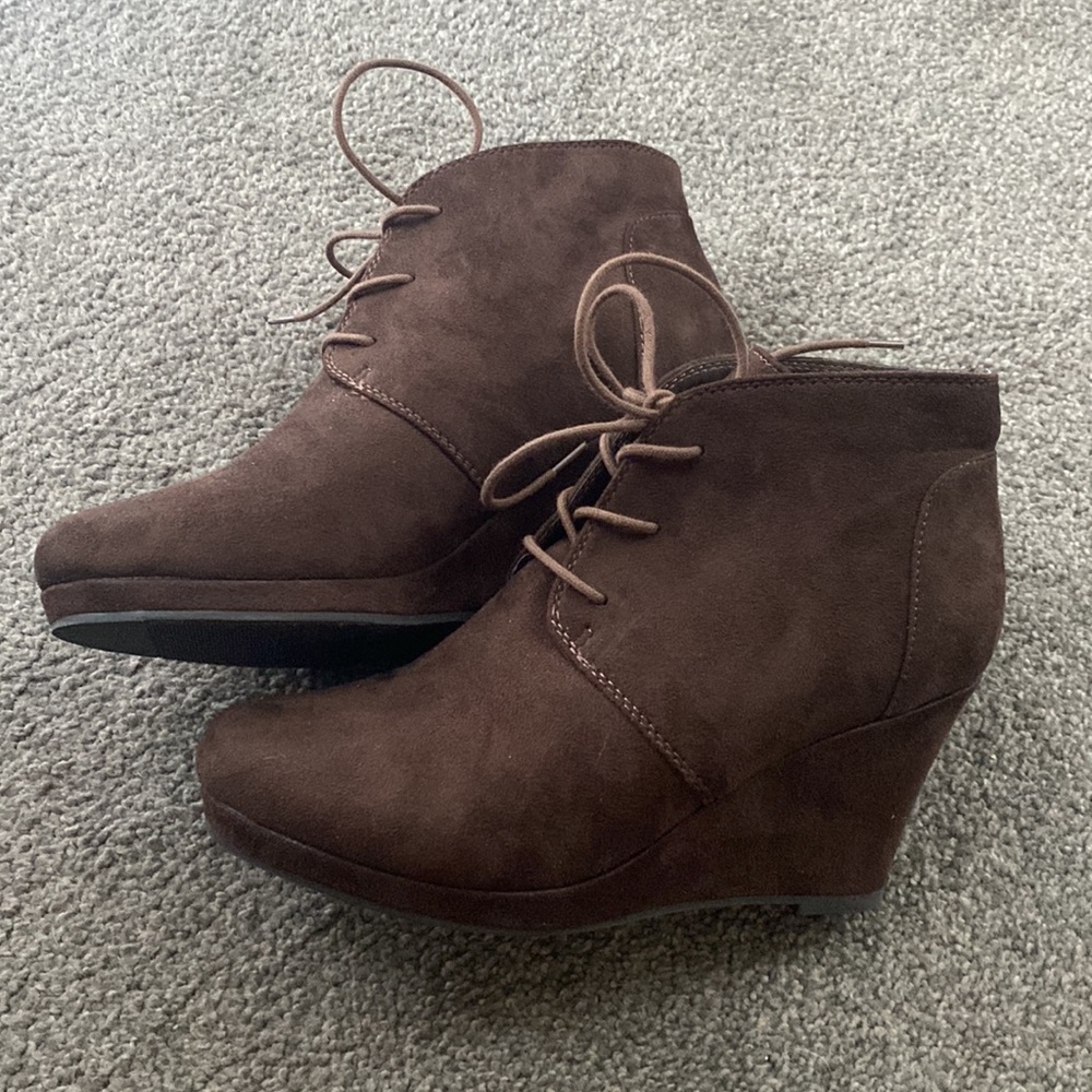 DSW JG Booties Brown Size 8 Women’s